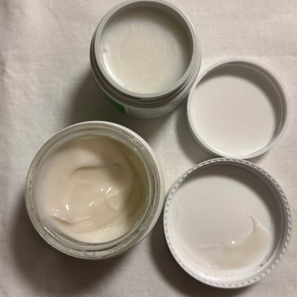 Skincare bundle! - Picture 6 of 7